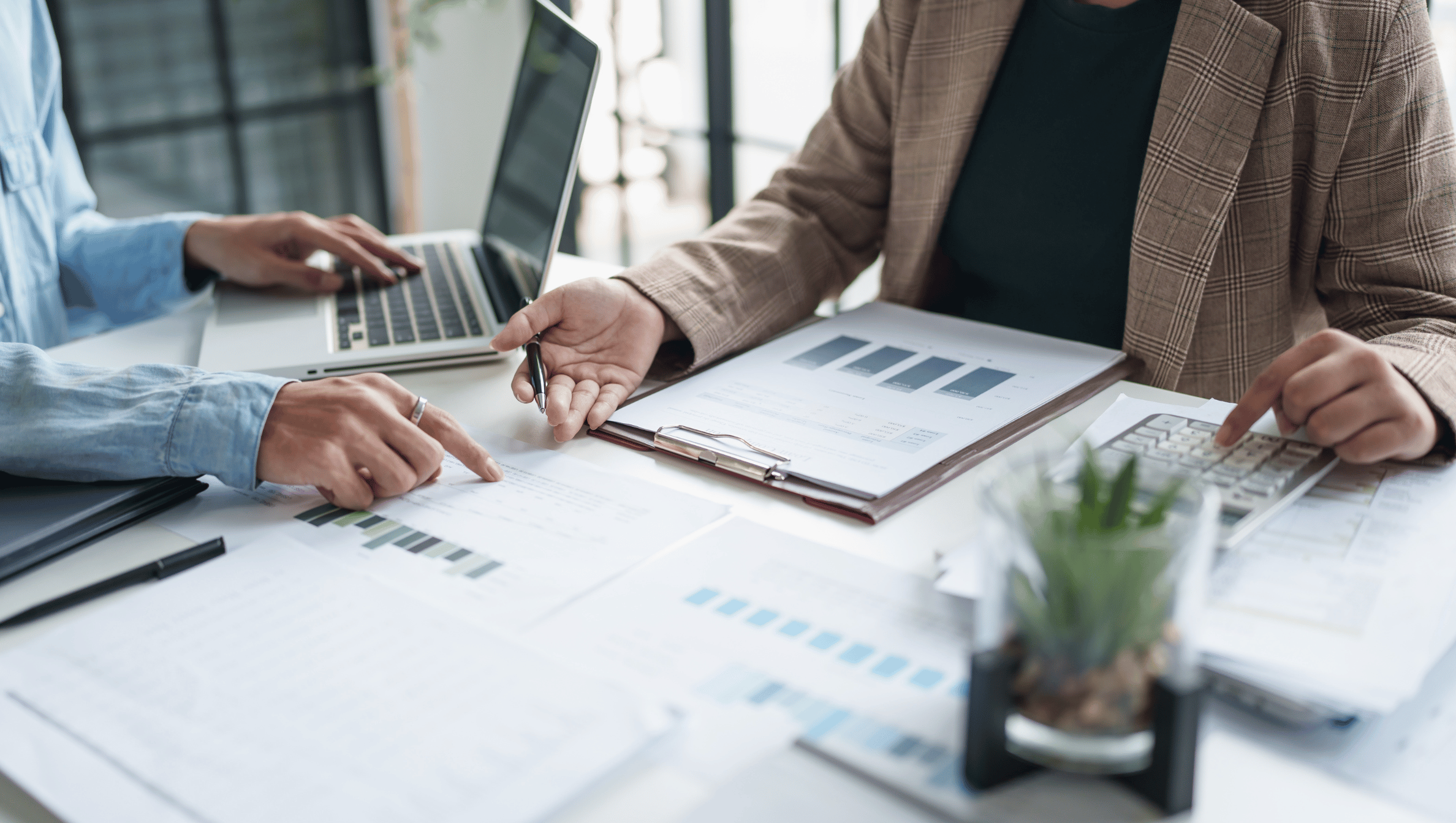 Détachement dans la fonction publique : avantages, inconvénients et procédure complète